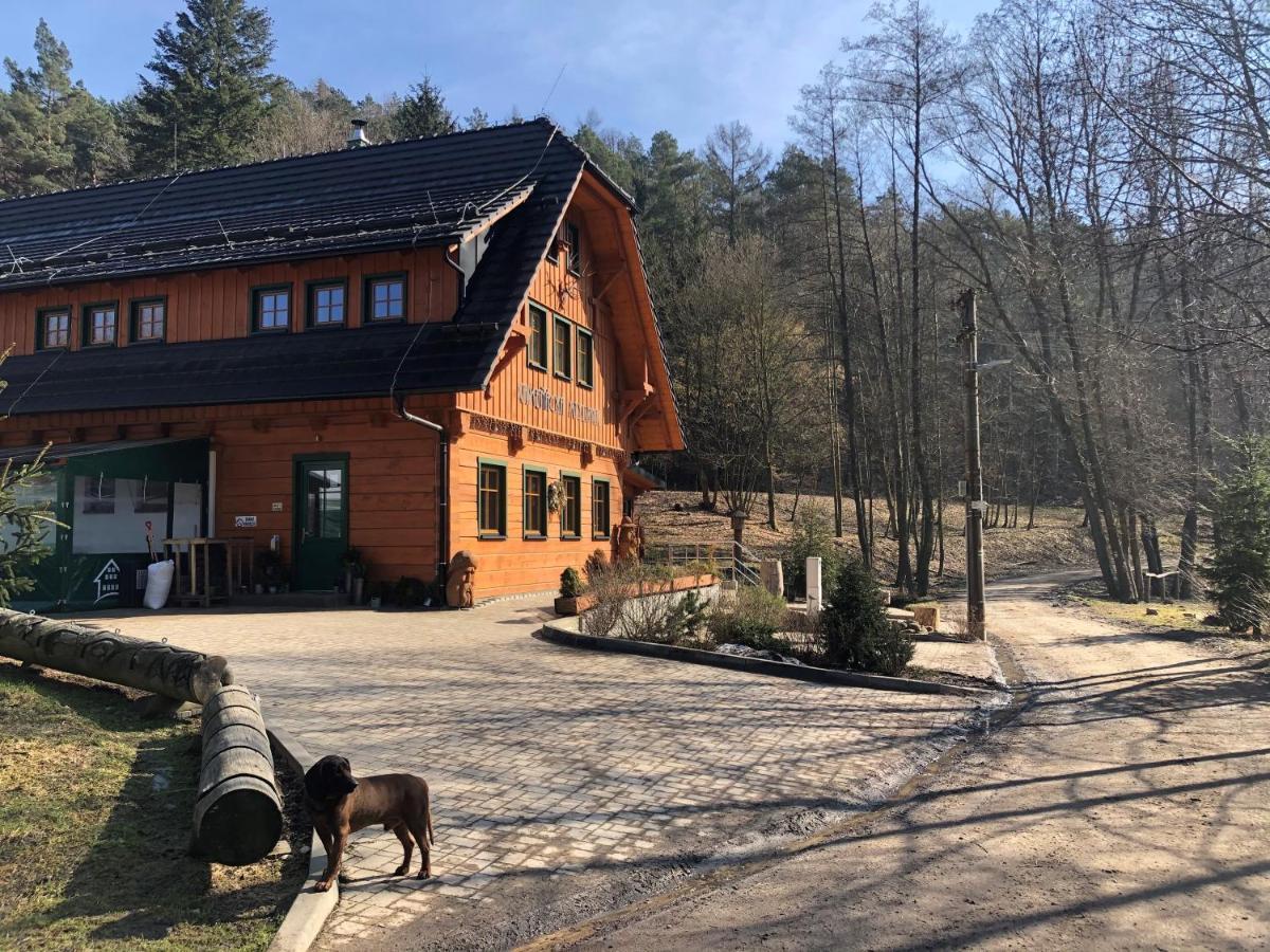 Kamenacka Myslivna Hotel Moravany  Exterior photo